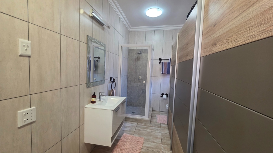 7 Bedroom Property for Sale in Vredenburg Western Cape